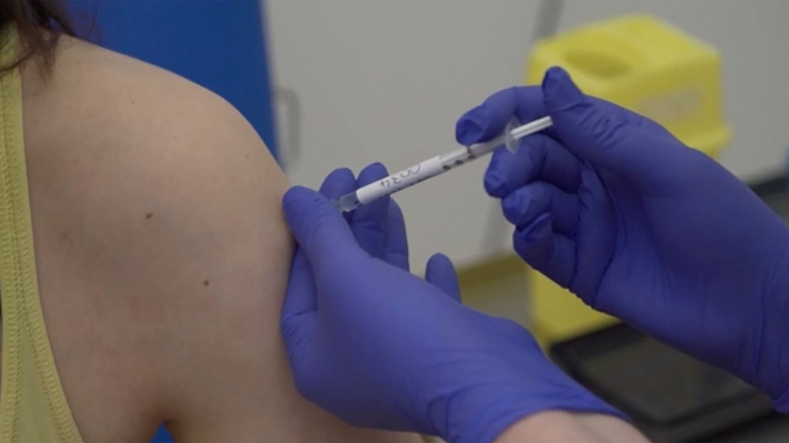 انطلاق حملة التطعيم ضد الكورونا في الاتحاد الأوروبي