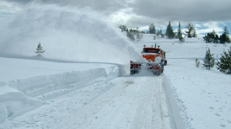 هيئة الطرق تحذر من تساقط الثلوج على شمال وغرب البلاد